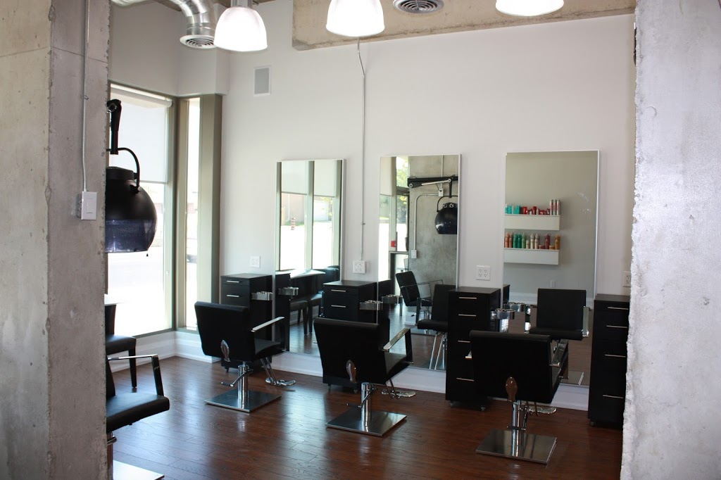 Volume Hair Studio | hair care | 281 Woodbridge Ave, Woodbridge, ON L4L 2T1, Canada | 9052652353 OR +1 905-265-2353
