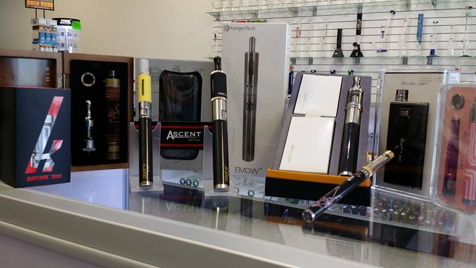 Smokers Paradise | 247 Centennial Pkwy N #2, Stoney Creek, ON L8E 2X9, Canada | Phone: (905) 664-4420