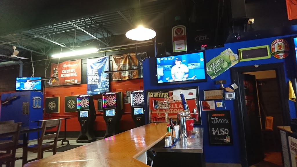 Hacks Taps & Grill | 101 Hazelglen Dr #1, Kitchener, ON N2M 5A2, Canada | Phone: (519) 744-2839