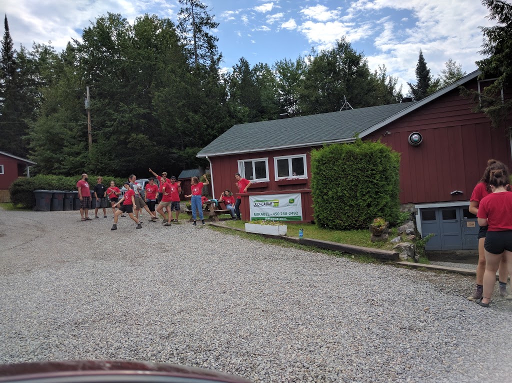 Camp Quatre-Saisons Inc | 1192 Chemin du Lac-Caché, La Macaza, QC J0T 1R0, Canada | Phone: (819) 686-2123