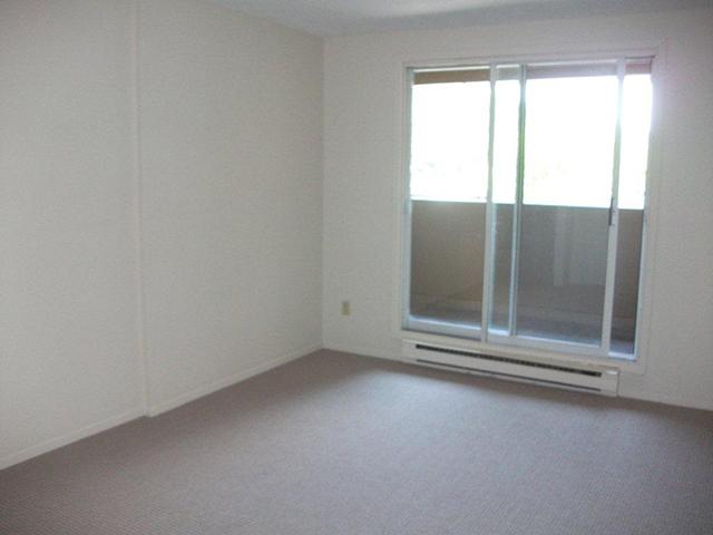 Kensington Apartments | 1315 Kensington Pkwy, Brockville, ON K6V 6N8, Canada | Phone: (613) 498-0898