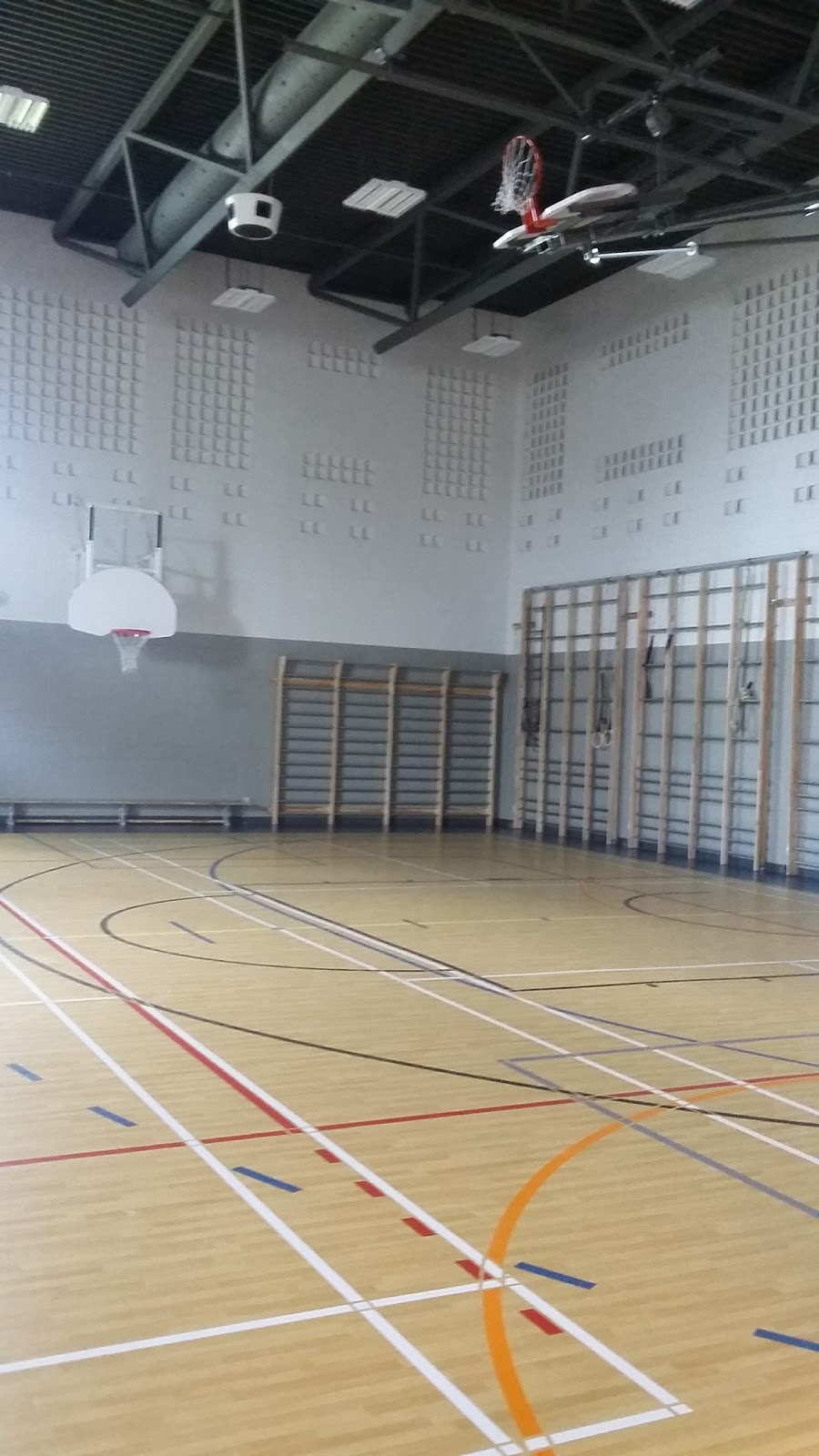 École Des Blés-Dorés | 13000 Rue Pierre-Perrin, Mirabel, QC J7N 0W6, Canada | Phone: (450) 434-8576