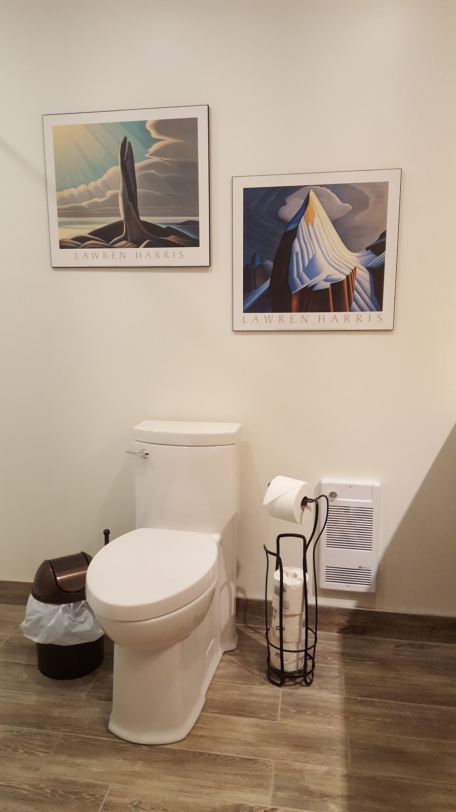 Orange Bicycle Guesthouse and Gardens | 5 Warner Bay Rd, Tobermory, ON N0H 2R0, Canada | Phone: (519) 783-1383