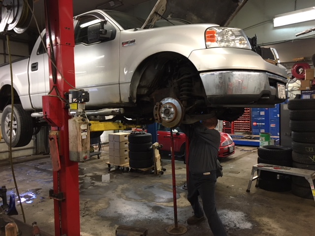 Martins Small Engines & Auto Clinic | 21 Industrial Dr, Elmira, ON N3B 2S2, Canada | Phone: (519) 669-2884