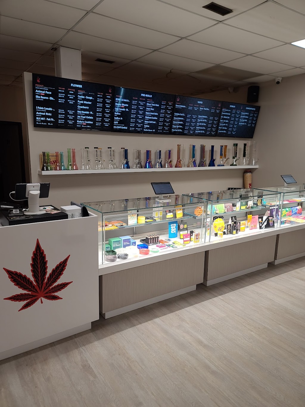 Consumers Cannabis | 92 Trafalgar Rd, Erin, ON N0B 1Z0, Canada | Phone: (519) 308-9510
