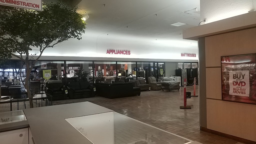 West End Mall | 1200 Pembroke St W, Pembroke, ON K8A 7T1, Canada | Phone: (613) 735-0638