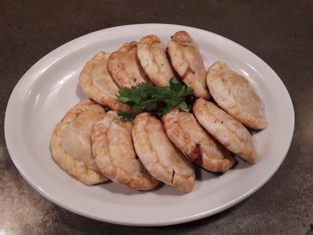 iSLAS FILIPINO BBQ & BAR | 1690 Queen St W, Toronto, ON M6R 1B3, Canada | Phone: (416) 533-0777