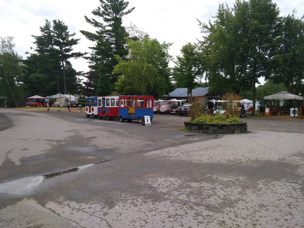 Camping Ste-Anne | 400 Montée Morel, Sainte-Anne-des-Plaines, QC J0N 1H0, Canada | Phone: (450) 478-1712