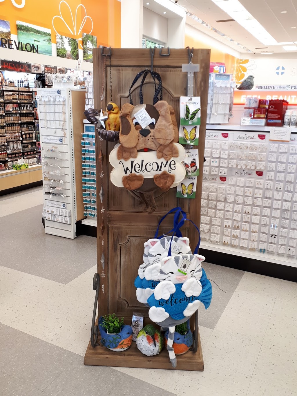 Lawtons Drugs Lower Sackville | 665 Sackville Dr, Lower Sackville, NS B4C 2S4, Canada | Phone: (902) 865-9393