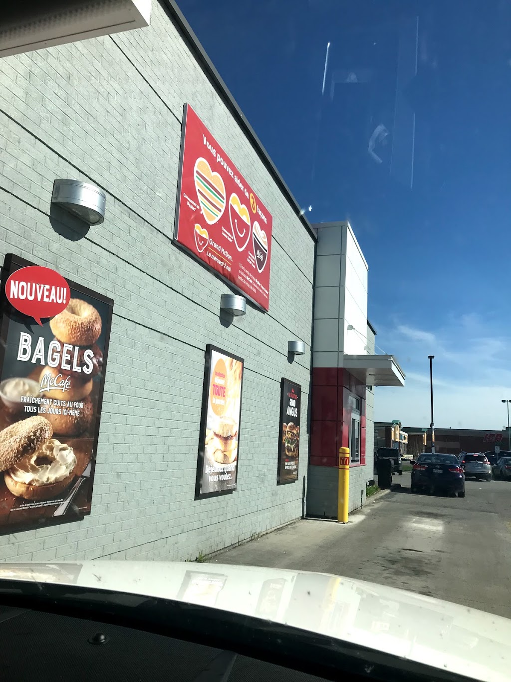 McDonalds | 695 Rue Davidson O, Gatineau, QC J8R 2T1, Canada | Phone: (819) 669-0838