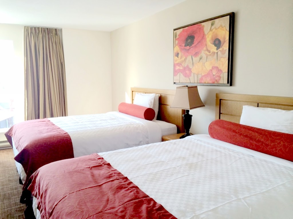 Auberge du Grand Lac | 40 Rue Merry S, Magog, QC J1X 3L1, Canada | Phone: (819) 847-4039