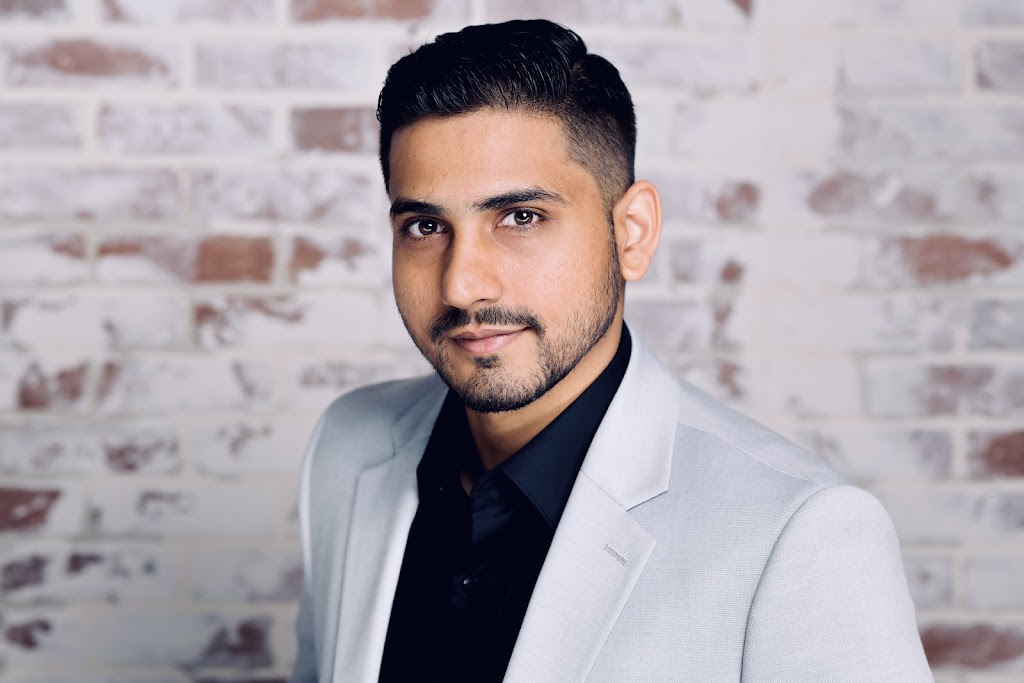 Realtor - Himal Patel | 823 Cedarpark Way, London, ON N5X 0C3, Canada | Phone: (519) 381-9192