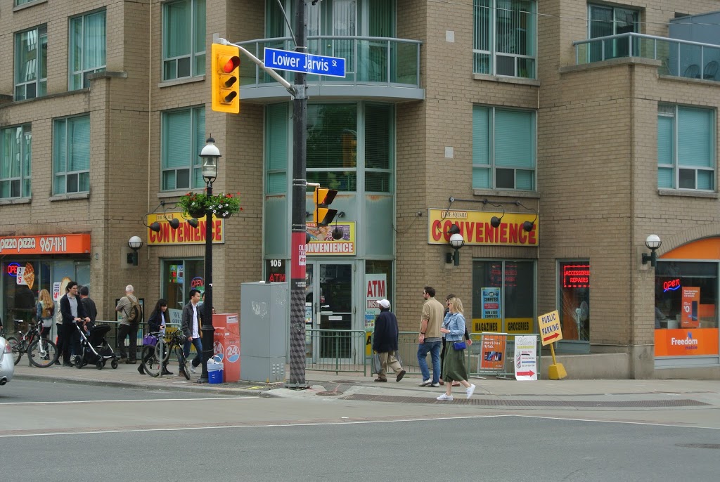Time Square Convenience | 105 Front St E, Toronto, ON M5A 4S5, Canada | Phone: (416) 368-6905