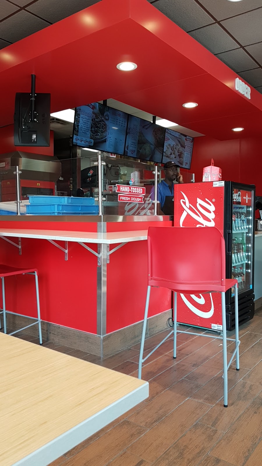 Dominos | 468 Osborne St, Winnipeg, MB R3L 2A5, Canada | Phone: (204) 615-5559