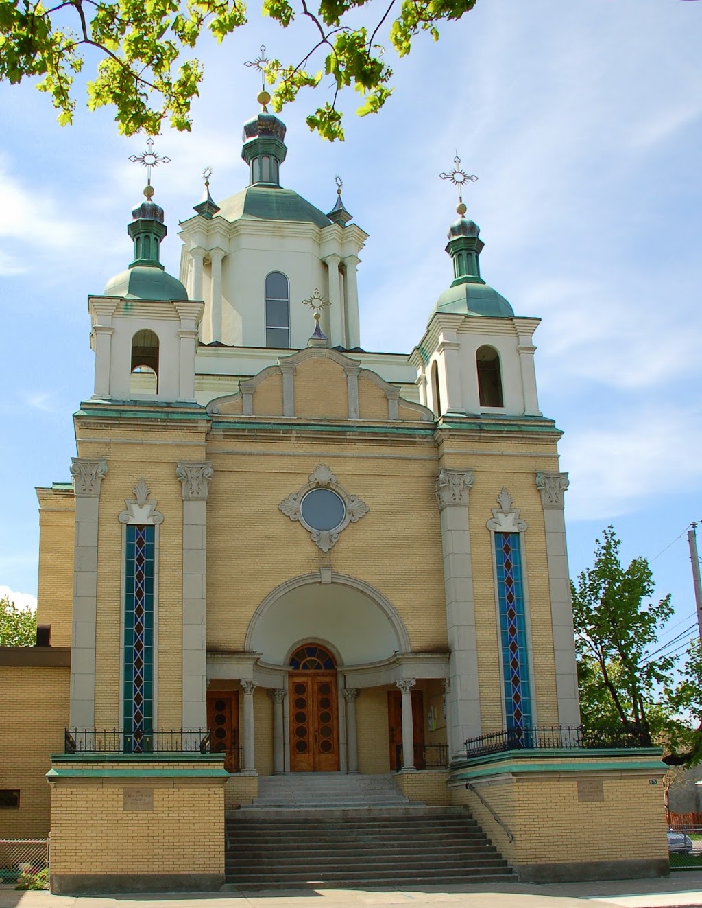 Saint Basils The Great Ukrainian Catholic Parish | church | 875 Rue Provost, Lachine, QC H8S 1M8, Canada