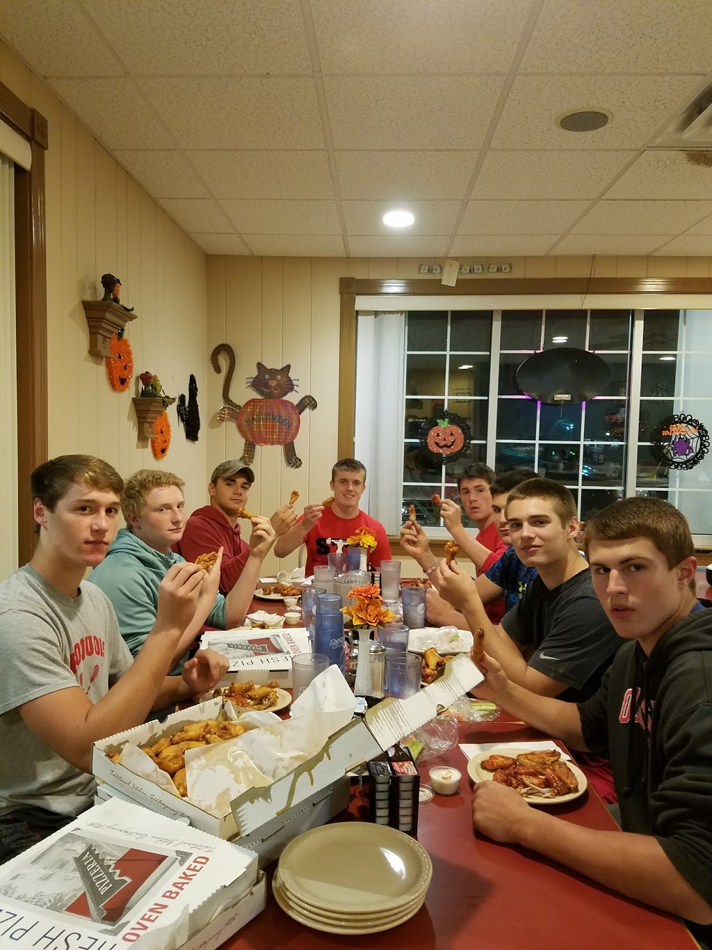 Johnny J Family Pizzeria | 2351 Bowen Rd, Elma, NY 14059, USA | Phone: (716) 652-6405