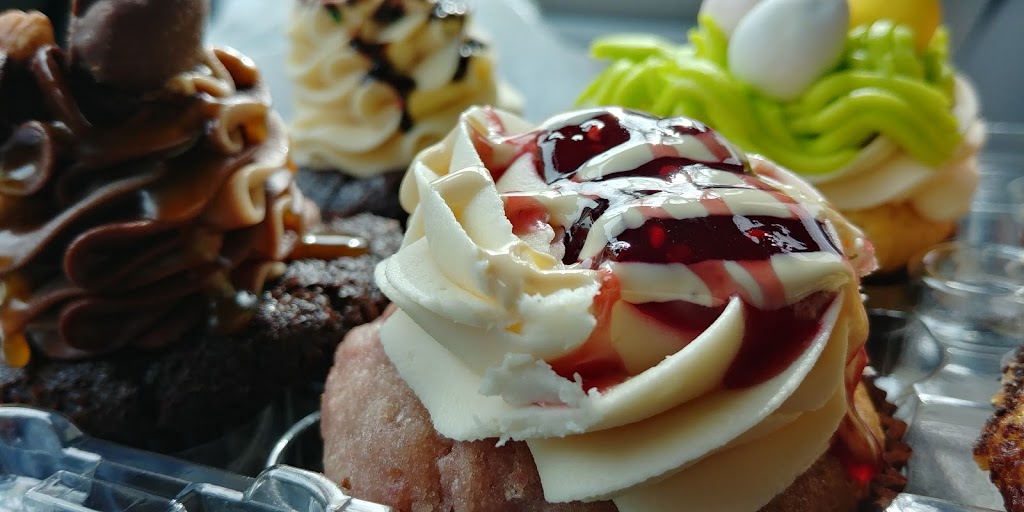 The Pink Flamingo Bakery & Boutique | 28 Bayfield Main St N, Bayfield, ON N0M 1G0, Canada | Phone: (519) 565-4777