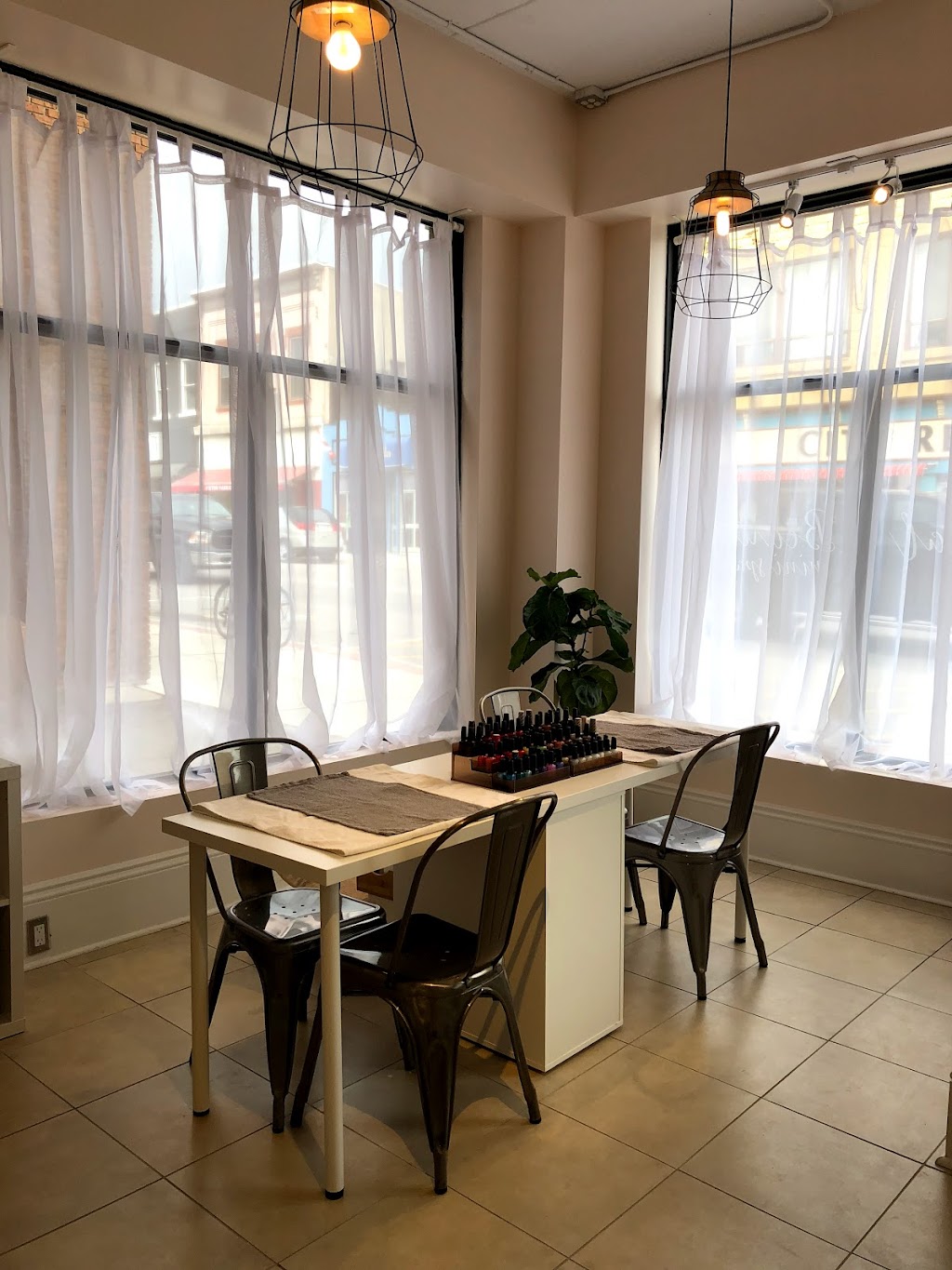 Natural Beauty Mini Spa | 910 Wilson Rd, Bloomfield, ON K0K 1G0, Canada | Phone: (613) 661-4551