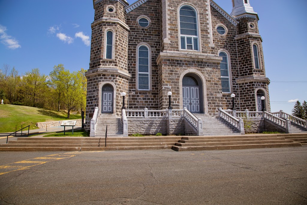 Église Saint-Christophe dArthabaska | 40 Rue Laurier O, Victoriaville, QC G6P 6P3, Canada | Phone: (819) 357-2376