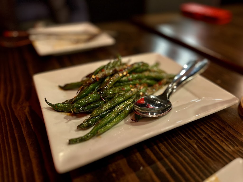 Tapas on Oak | 2006 Oak Bay Ave, Victoria, BC V8R 1E4, Canada | Phone: (250) 590-8881