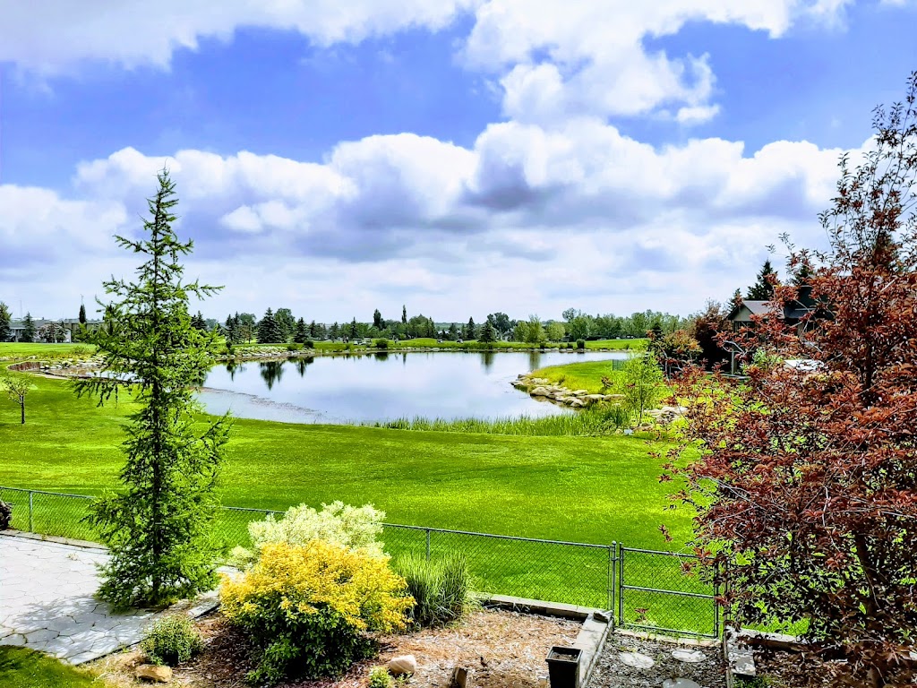 Lakeside Golf Club | 555 Lakeside Greens Dr, Chestermere, AB T1X 1C5, Canada | Phone: (403) 569-9111
