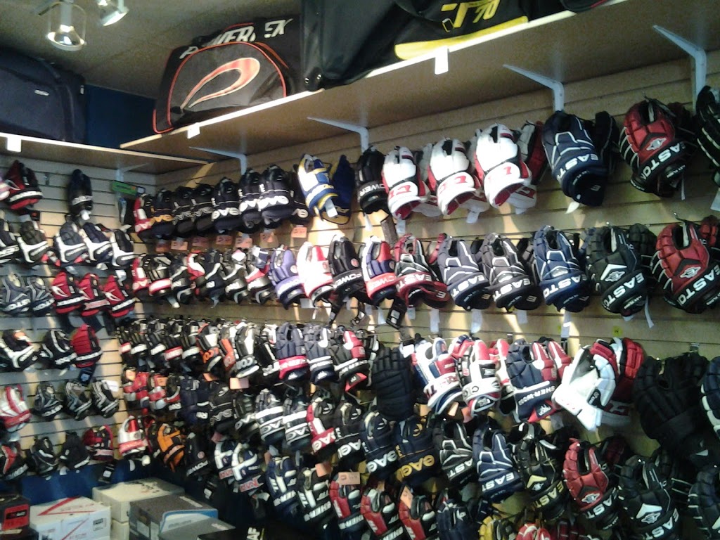 Komo Sports | 7000 Boulevard Laurier #7000, Terrebonne, QC J7M 1H1, Canada | Phone: (450) 477-5812