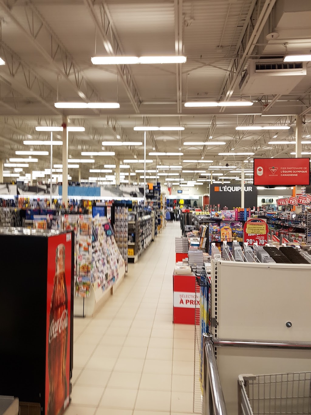 Canadian Tire - Laval Vimont, QC | 4975 Boulevard Robert-Bourassa, Laval, QC H7E 0A4, Canada | Phone: (450) 665-4747