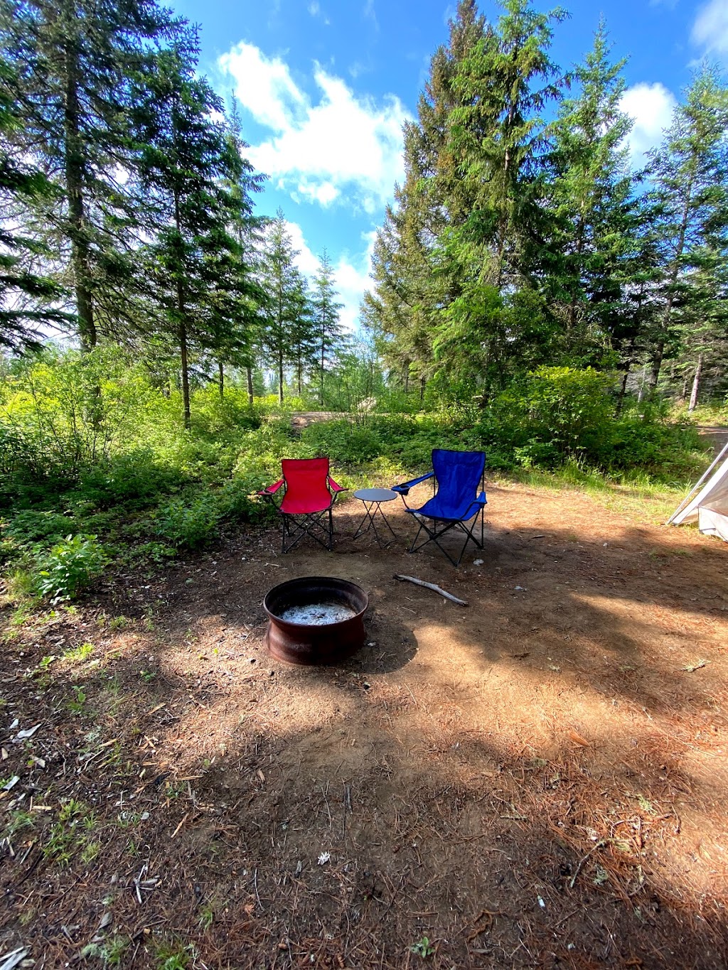 Camping Mer Bleue | 533 Mnt de la Mer Bleue, LAscension, QC J0T 1W0, Canada | Phone: (819) 275-2002