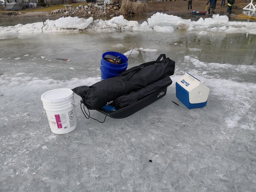 Terry Goy Fish Hut Rentals | 279 Beach Rd, Gilford, ON L0L 1R0, Canada | Phone: (905) 775-2754