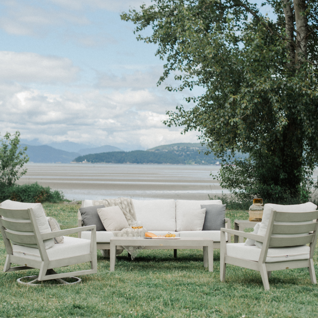 St. Lawrence Pools Patio Furniture Belleville | 40 Hanna Ct, Belleville, ON K8P 5J2, Canada | Phone: (613) 962-2545