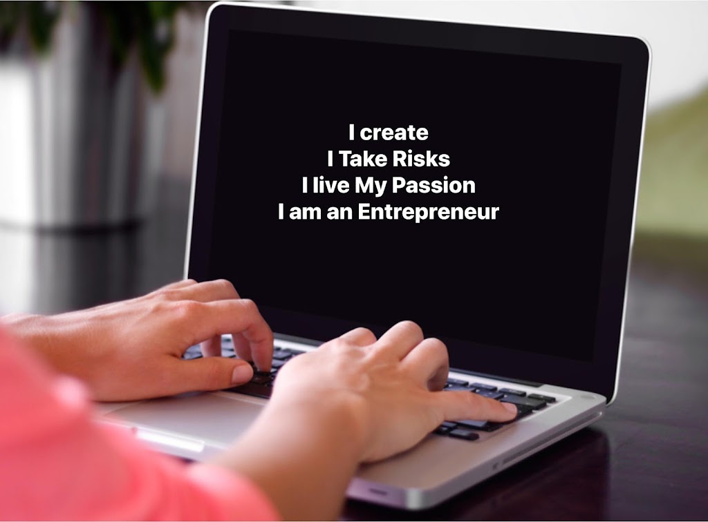 Mary Myck Digital Business Owner Sherwood Park Alberta | 65 Ridgemont Crescent, Sherwood Park, AB T8A 5N3, Canada | Phone: (587) 920-3006