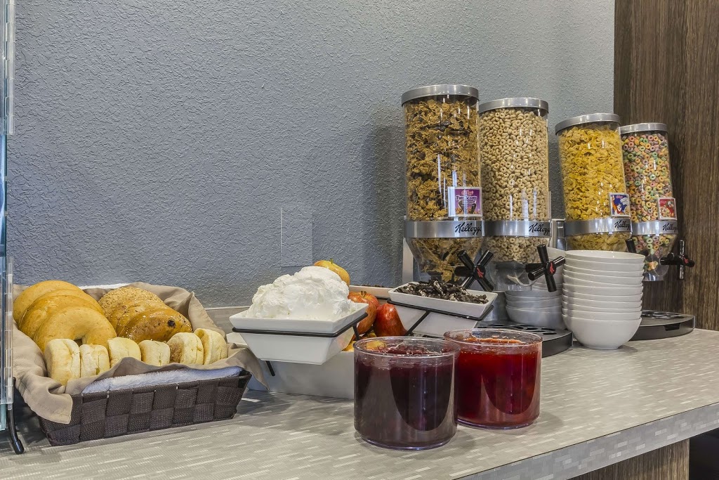 Quality Inn & Suites | 323 Diefenbaker Dr, Moose Jaw, SK S6J 0C1, Canada | Phone: (306) 972-7829