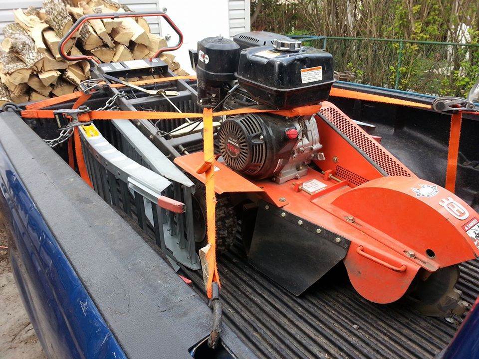 Mini Moteur Lavallee | 1004 Rue-Notre-Dame-de-Grâces, Longueuil, QC J4J 3E8, Canada | Phone: (438) 345-9628