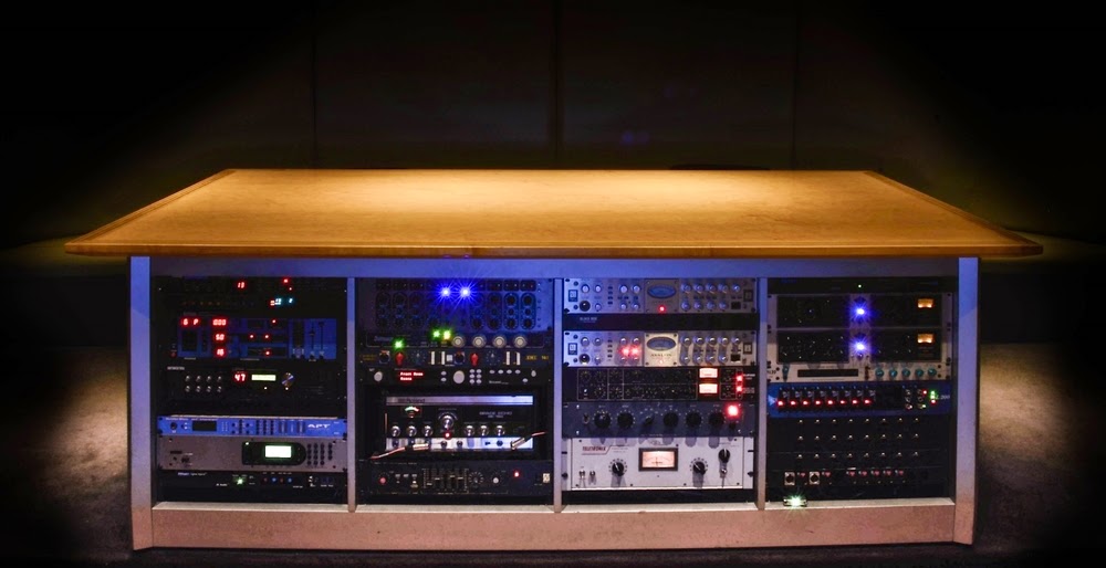 BoomBox Sound | 317 Adelaide St W #401, Toronto, ON M5V 1P9, Canada | Phone: (416) 350-1212