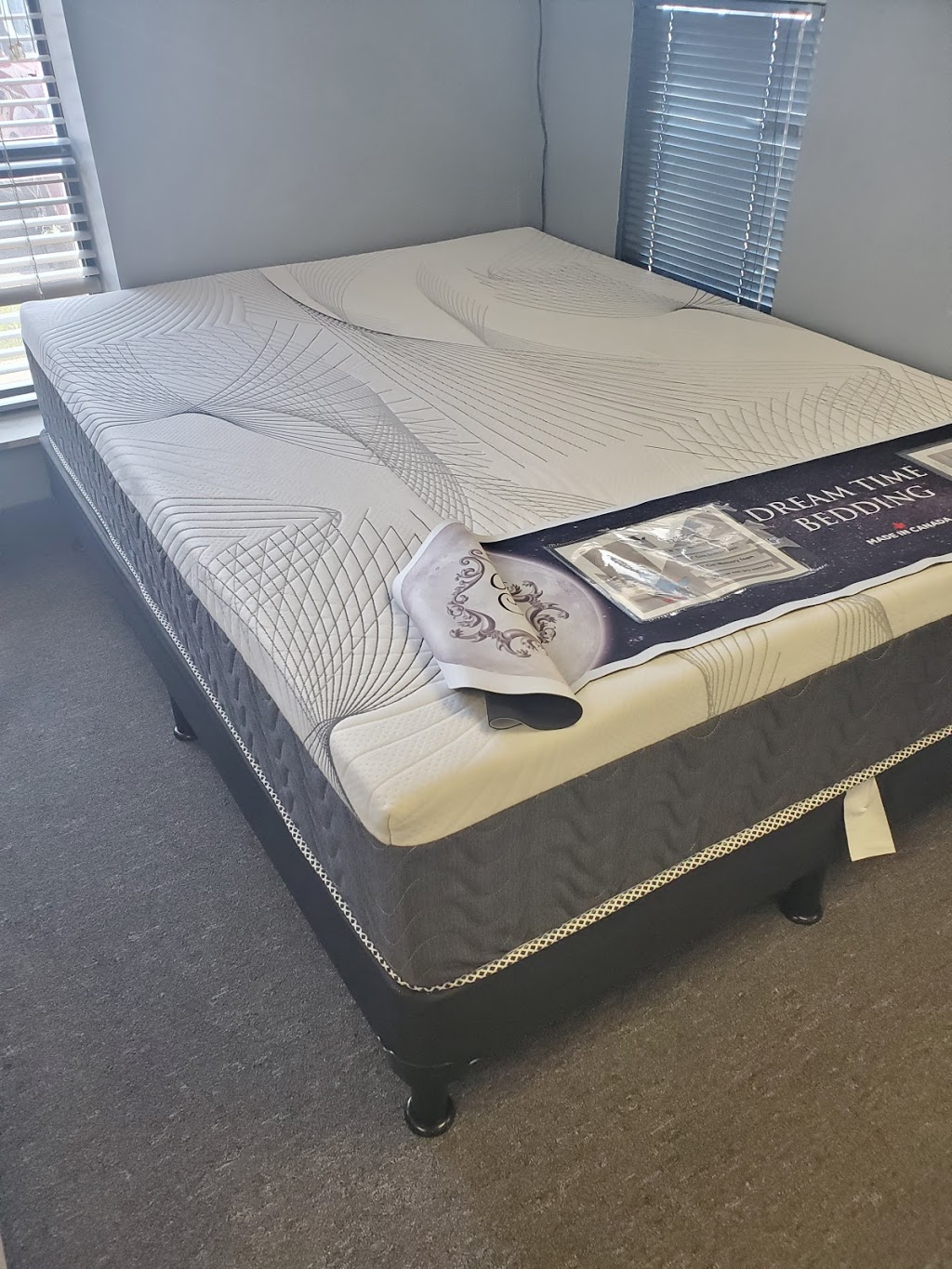 DreamTime Bedding Inc | 116 Milvan Dr, North York, ON M9L 1Z9, Canada | Phone: (416) 741-2337