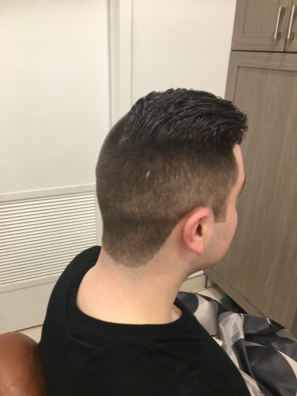Ottawa Mobile Barber | 111 Catherine St, Ottawa, ON K2P 0P4, Canada | Phone: (613) 859-0001