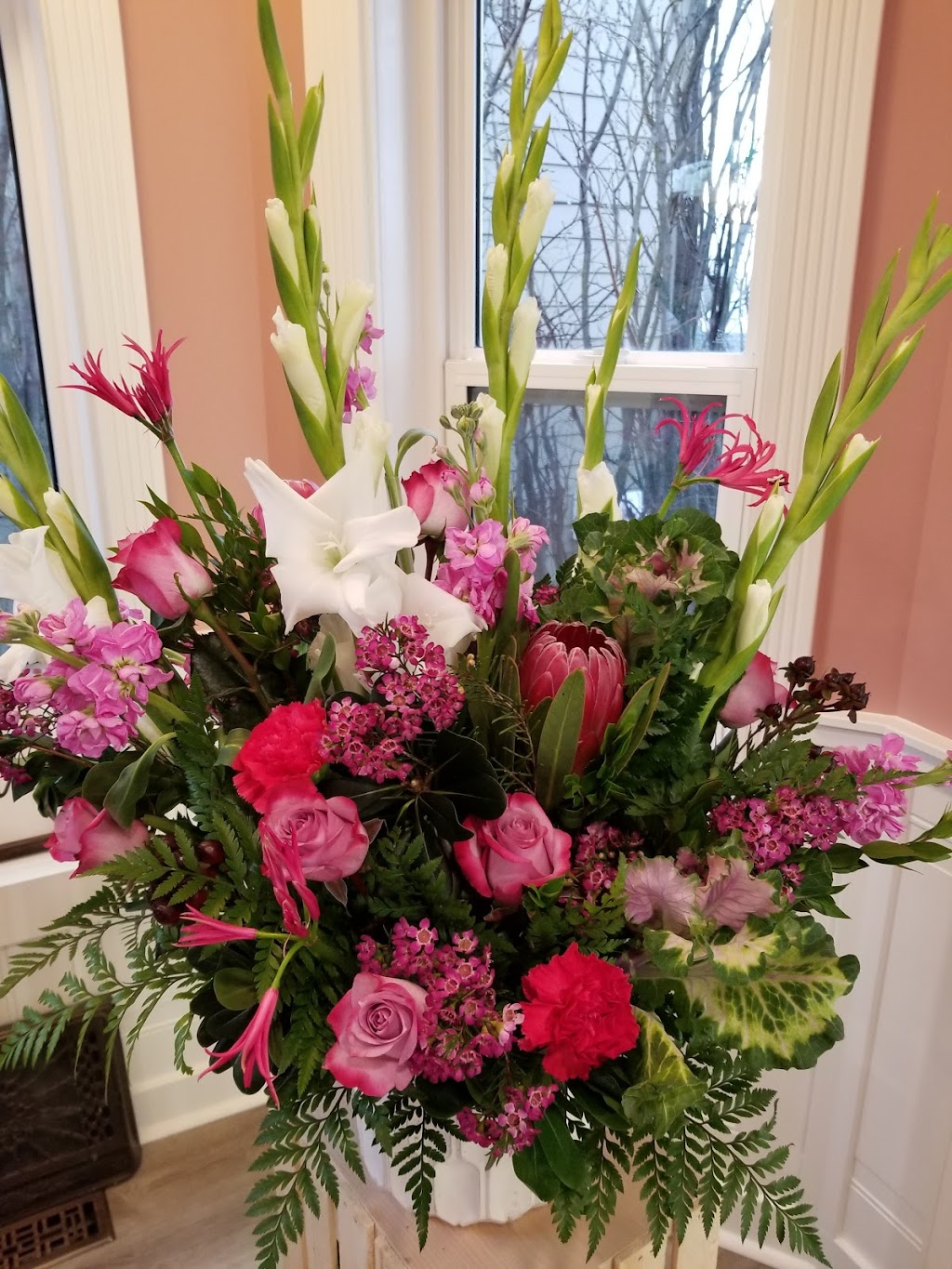 Funky Petals Airdrie | 136 1 Ave NE, Airdrie, AB T4B 0R4, Canada | Phone: (403) 948-3096