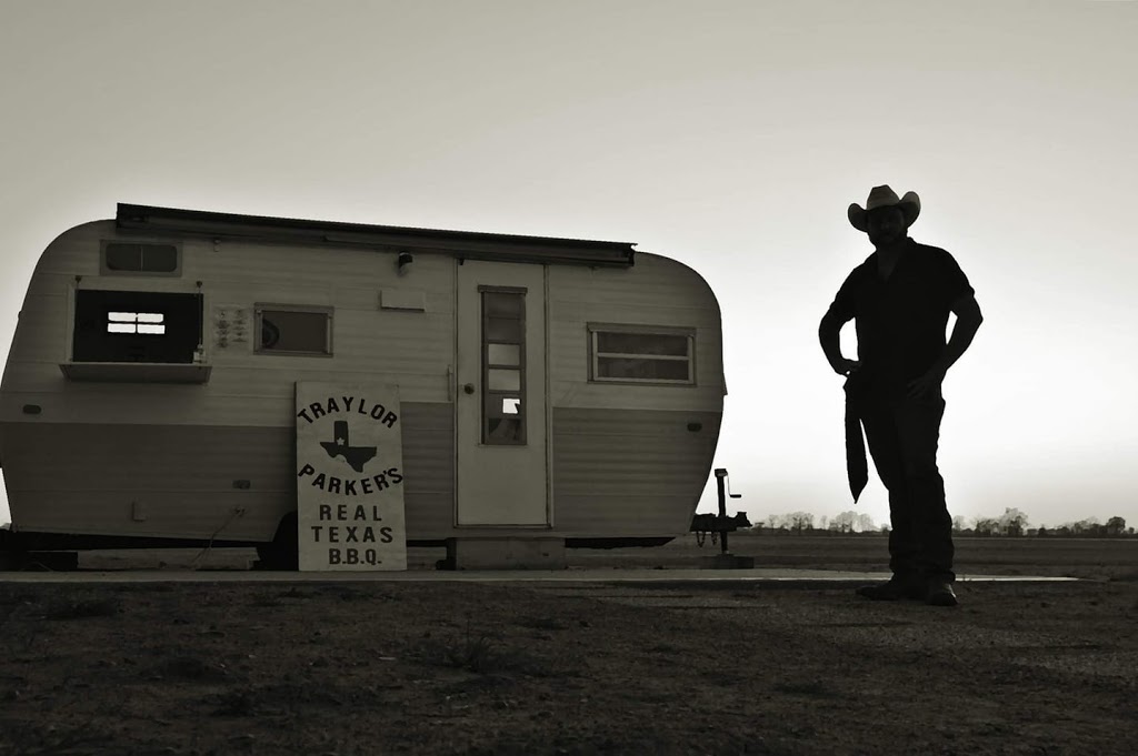 Traylor Parkers Real Texas BBQ | 21006 Charing Cross Rd, Charing Cross, ON N0P 1G0, Canada | Phone: (519) 401-5855