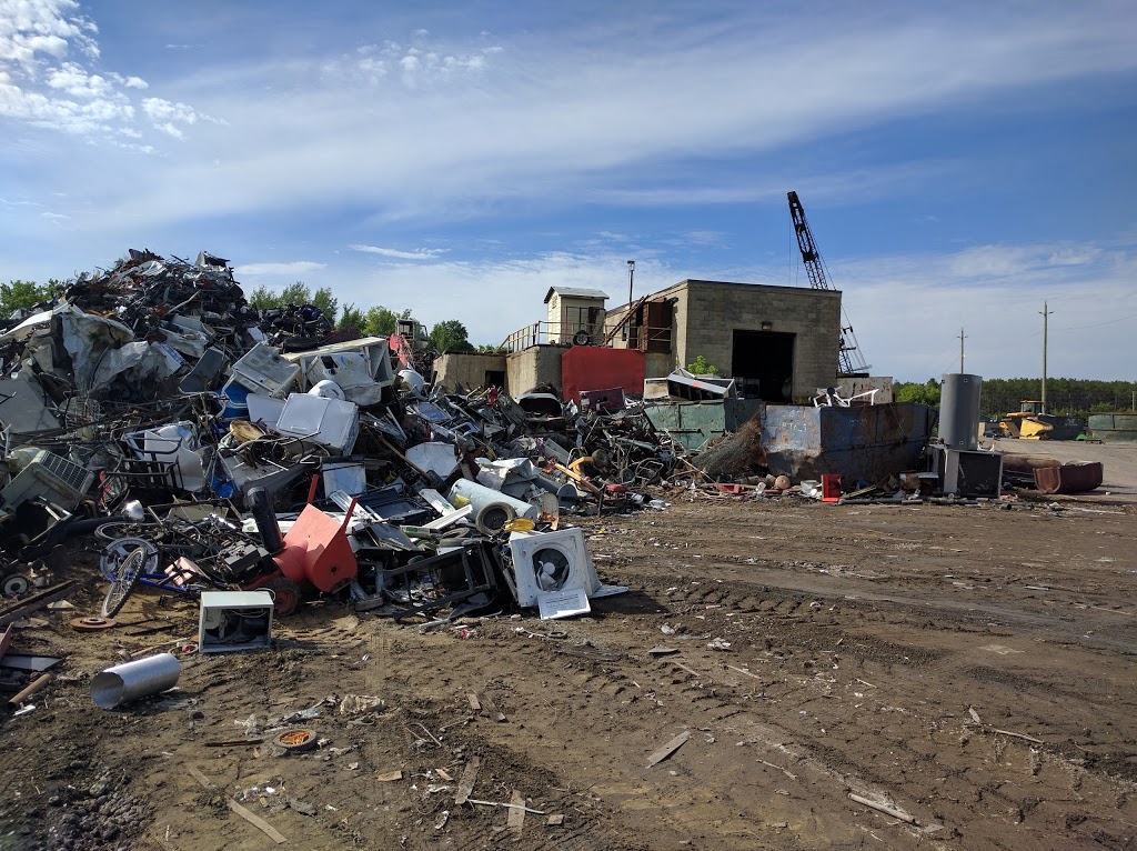 Inland Iron & Metal | 4408 Ravenshoe Rd, Sutton, ON L0E 1R0, Canada | Phone: (905) 473-2600