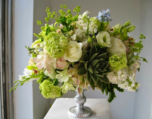 Flowers By Sylvia | 100 West Beaver Creek Rd #3, Richmond Hill, ON L4B 1H4, Canada | Phone: (905) 889-1383