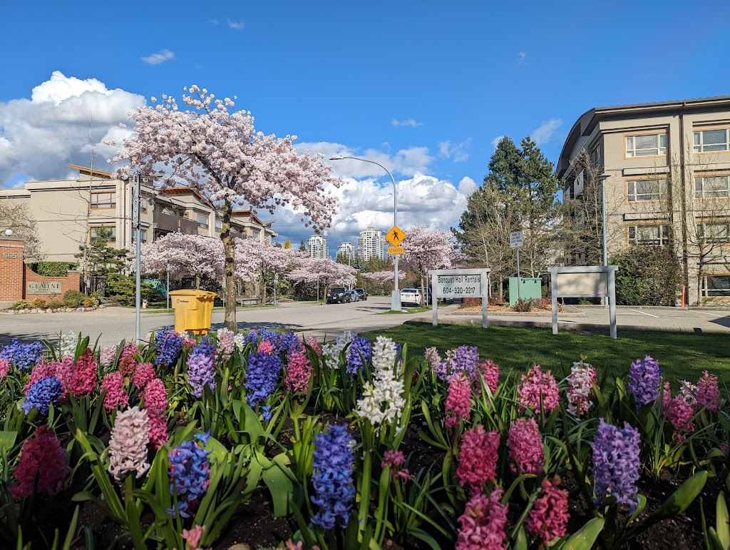 Burnaby South Memorial Park | 6650 Southoaks Crescent, Burnaby, BC V5E 4M7, Canada | Phone: (604) 294-7450