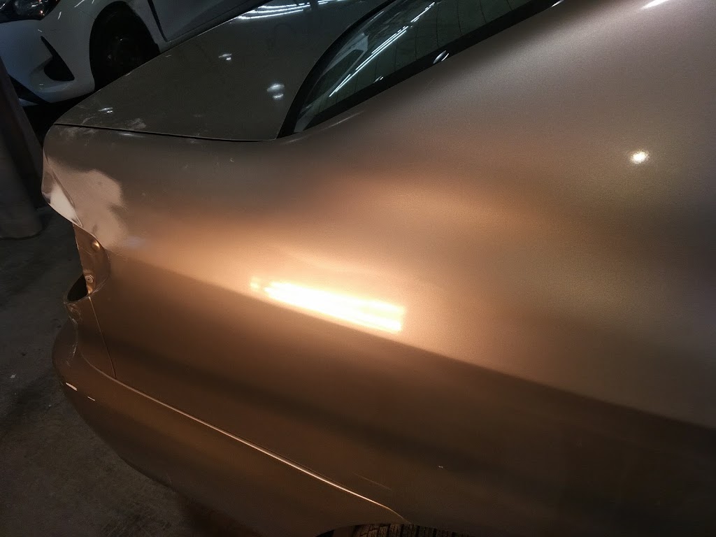 Longueuil Toyota Véhicules dOccasion / Carrosserie | 1105 Rue Saint-Laurent O, Longueuil, QC J4K 1E3, Canada | Phone: (450) 674-7474