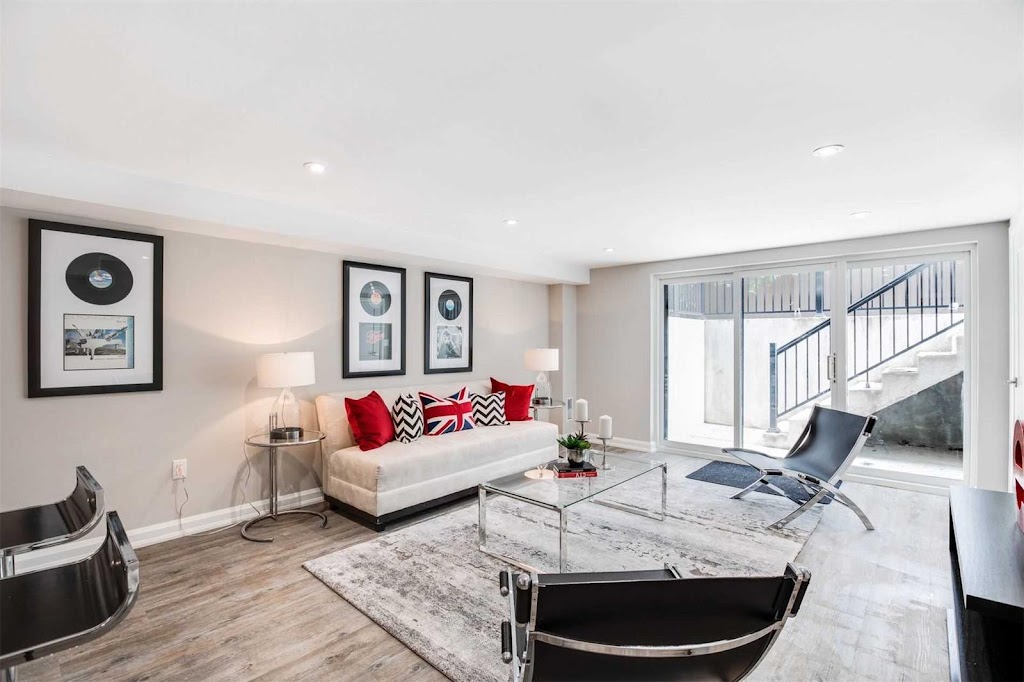 Planks Flooring | 91 Delta Park Blvd #91a, Brampton, ON L6T 5E7, Canada | Phone: (647) 237-2013