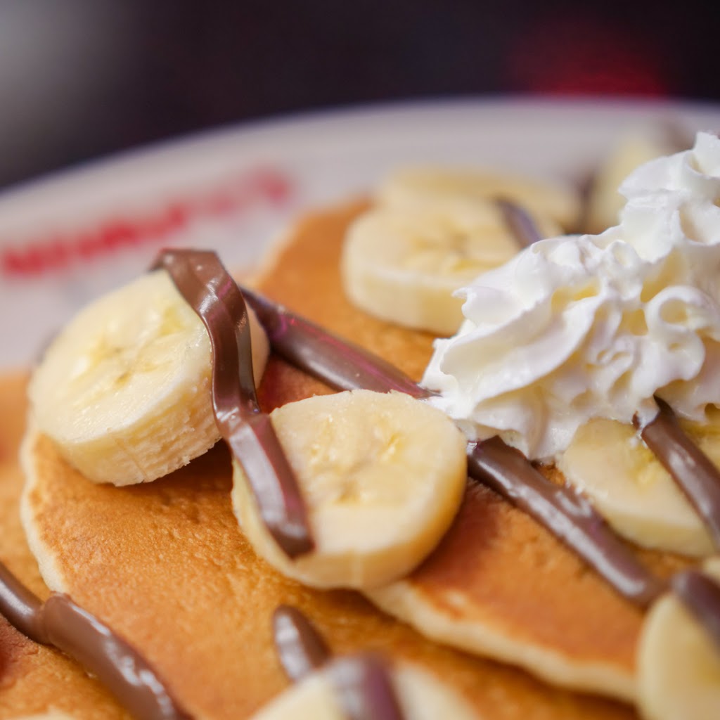 Wimpys Diner | 685 University Ave, Orillia, ON L3V 6H2, Canada | Phone: (705) 323-9696
