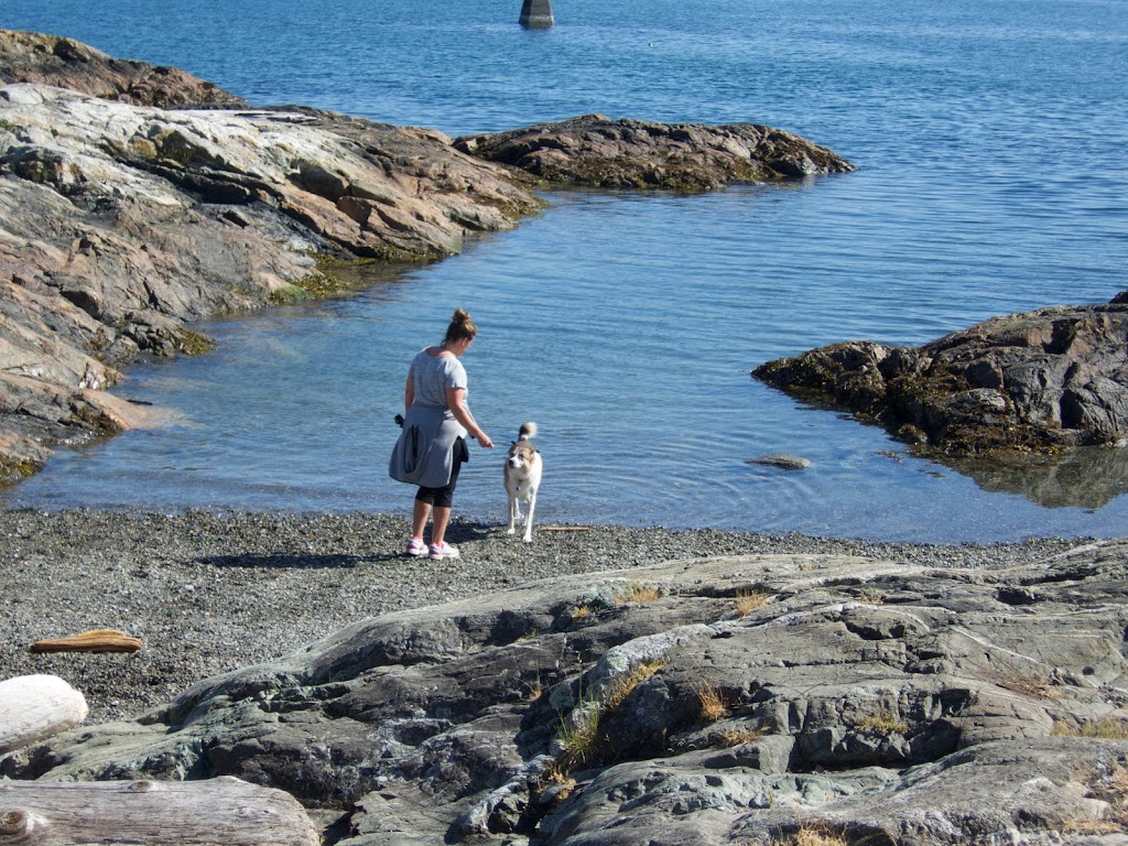 Uplands Golf Club | 3300 Cadboro Bay Rd, Victoria, BC V8R 5K5, Canada | Phone: (250) 592-7313