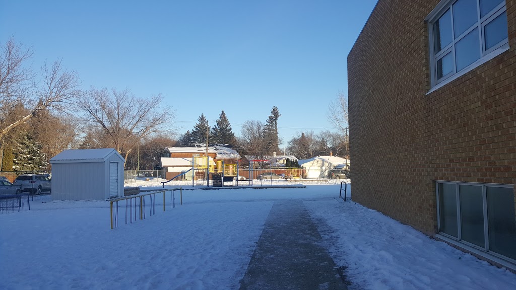 Argyle Elementary School | 2941 Lakeview Ave, Regina, SK S4S 1G8, Canada | Phone: (306) 791-8536