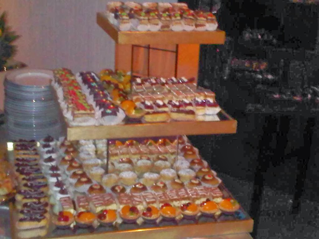 Simply Irresistible Catering | 264 Markham Rd, Beaconsfield, QC H9W 5X2, Canada | Phone: (514) 923-4043