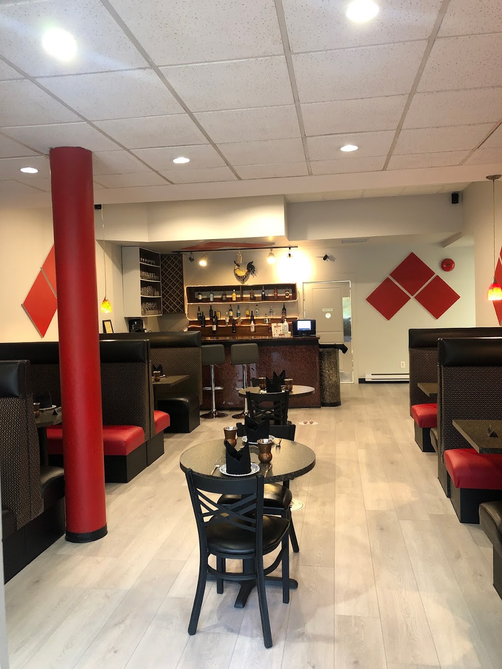 Butter Chicken House | 7168 Pioneer Ave, Agassiz, BC V0M 1A0, Canada | Phone: (604) 491-8033