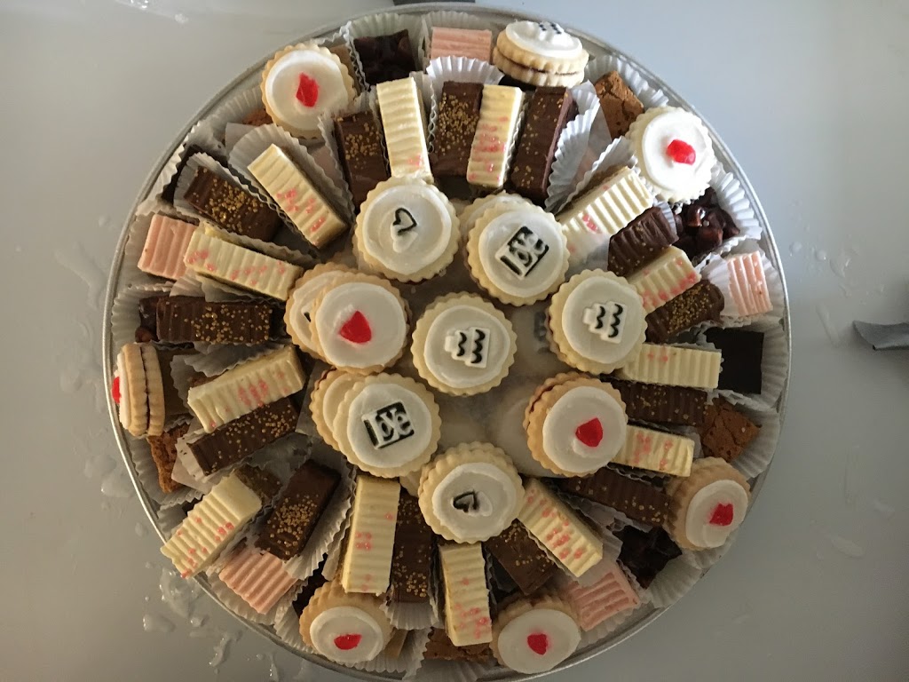 Tiny Shop Bakery | 969-1001 ON-5, Dundas, ON L9H 5E2, Canada | Phone: (905) 628-5280
