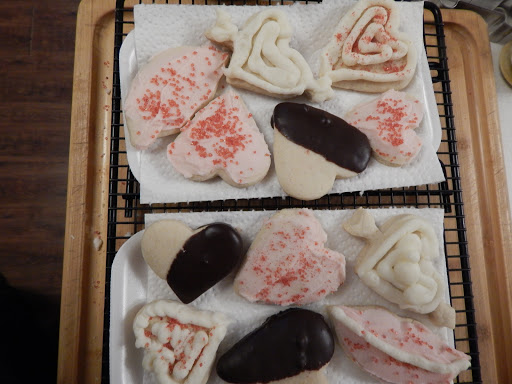 Crafty Treasures and Baked Goods | 118 New Canaan Rd, Kentville, NS B4N 4K1, Canada | Phone: (902) 760-1584